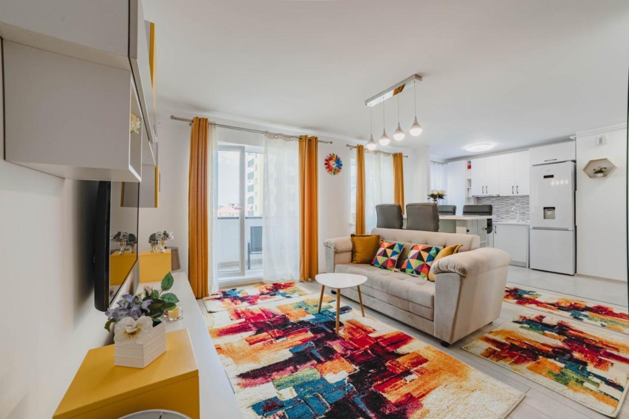 Masterpiece Studio- Free Parking, Wi-Fi, Netflix Μπρασόβ Εξωτερικό φωτογραφία
