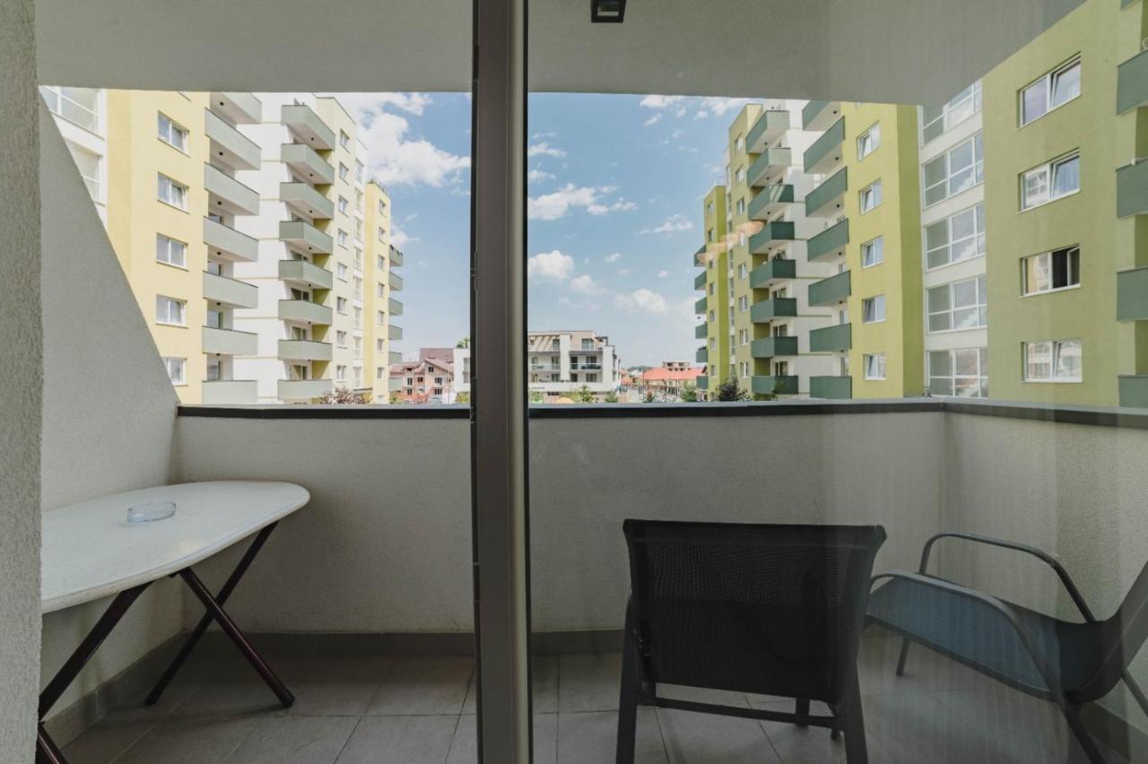 Masterpiece Studio- Free Parking, Wi-Fi, Netflix Μπρασόβ Εξωτερικό φωτογραφία