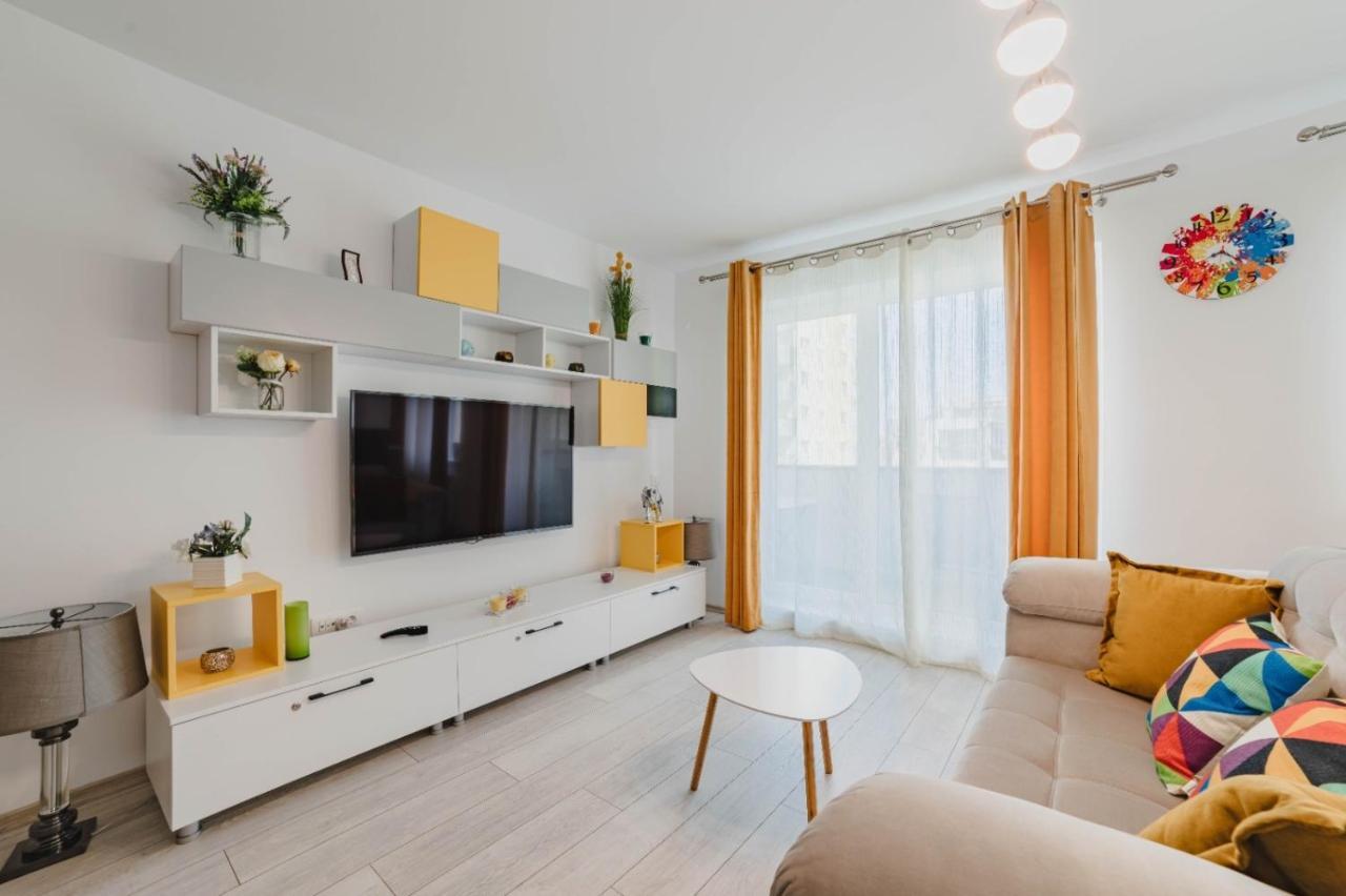 Masterpiece Studio- Free Parking, Wi-Fi, Netflix Μπρασόβ Εξωτερικό φωτογραφία